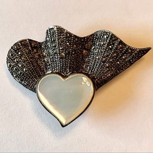 Vintage sterling silver Marcasite wavey brooch pin with mother of pearl heart